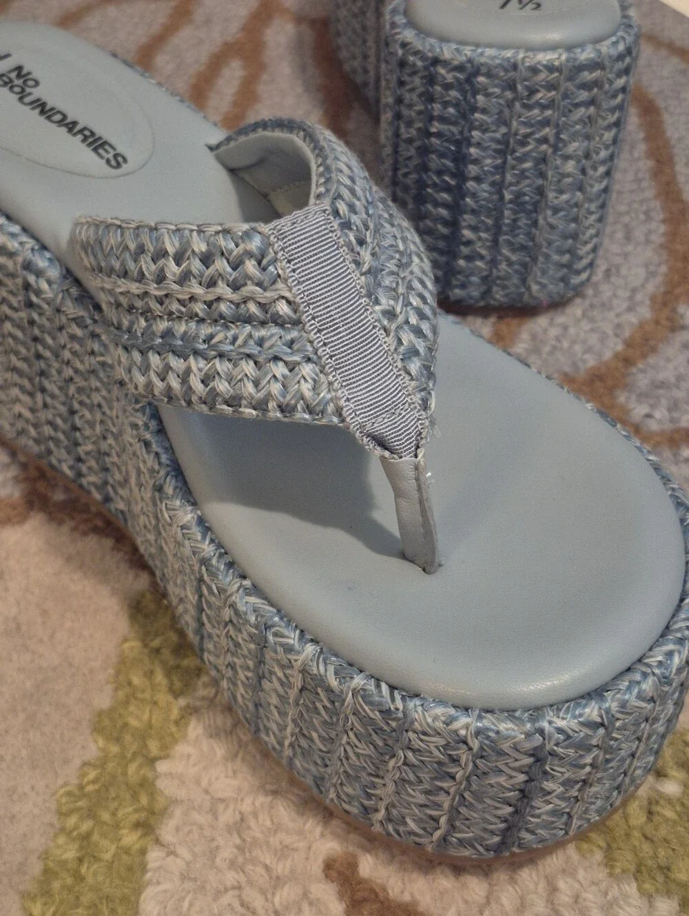 No Boundaries platform wedge
